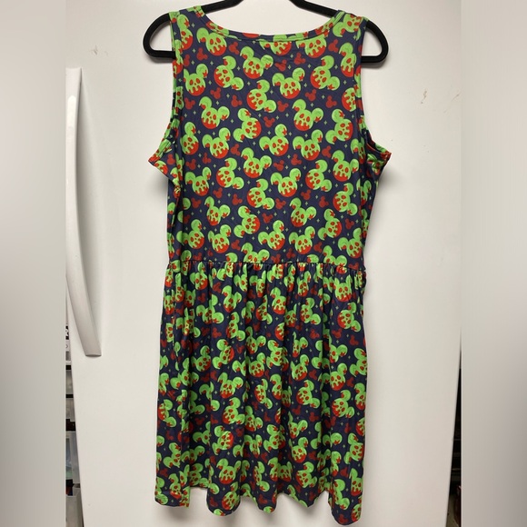 Ambrie Disney Inspired Snow White Poison Apple Dress - Picture 2 of 2